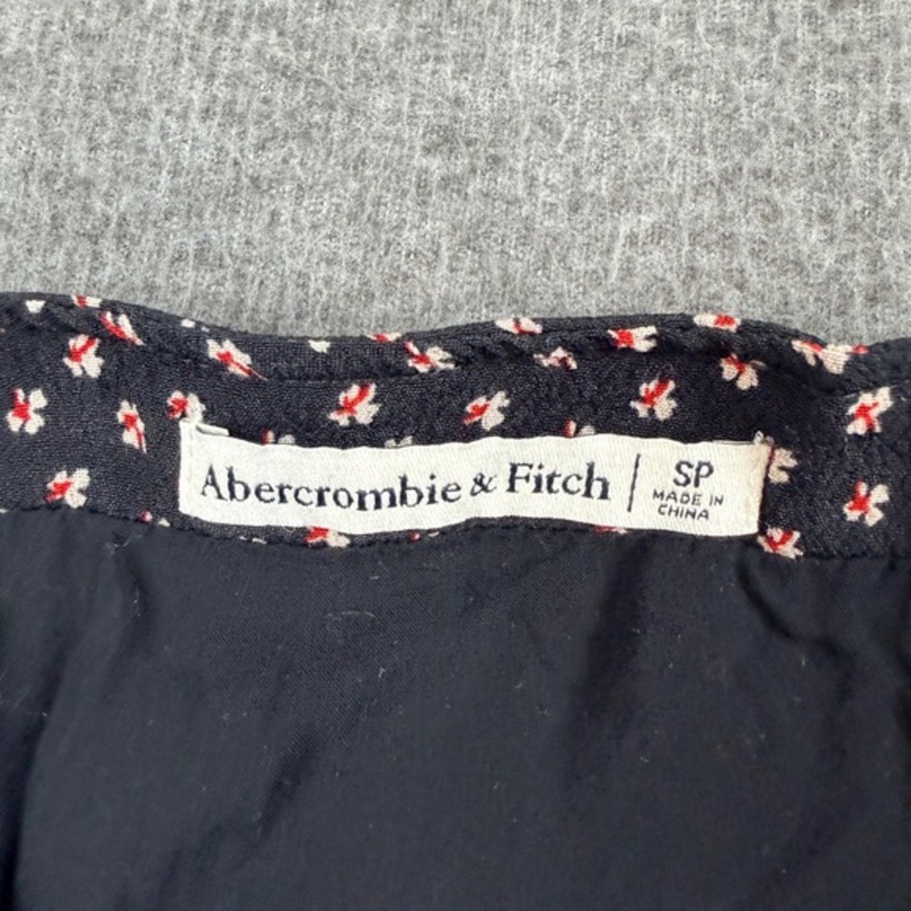 Abercrombie & Fitch Midi Skirt Women's S Small Petite Black Floral Side Slit HR - Picture 3 of 7